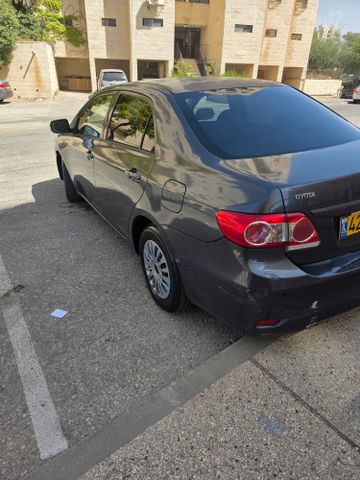 מודעת רכב טויוטה קורולה