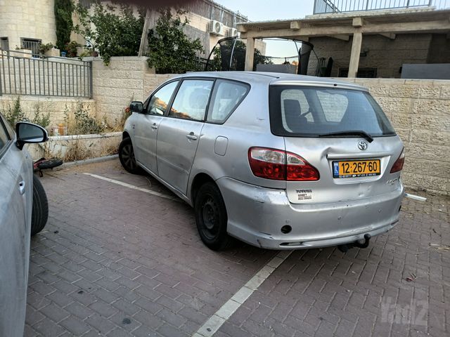 מודעת רכב טויוטה אוונסיס
