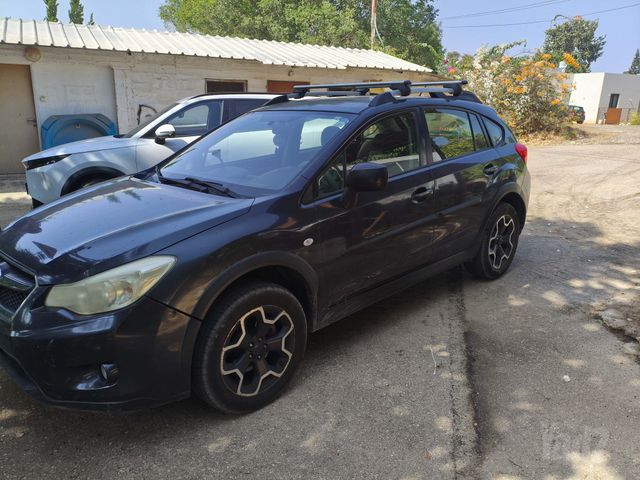 מודעת רכב סובארו XV