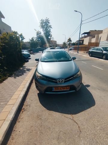 מודעת רכב טויוטה אוריס