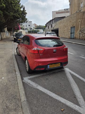 מודעת רכב קיה ריו