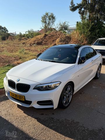 מודעת רכב ב מ וו סדרה 2