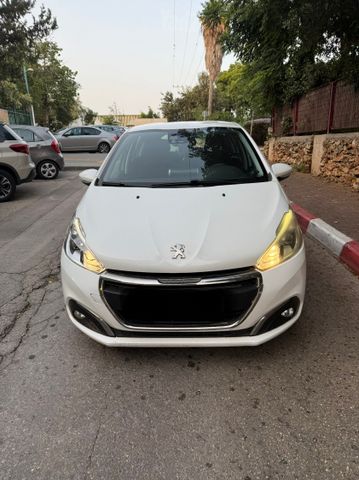 מודעת רכב פיג'ו 208