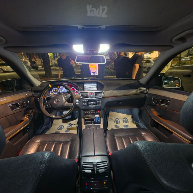E-class AMG Line E 350 אוט׳ 3.5 (306 כ״ס)