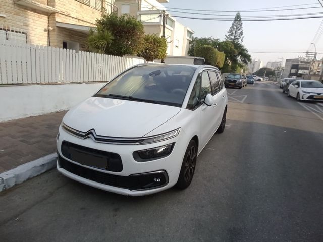 מודעת רכב סיטרואן C4 ספייסטורר
