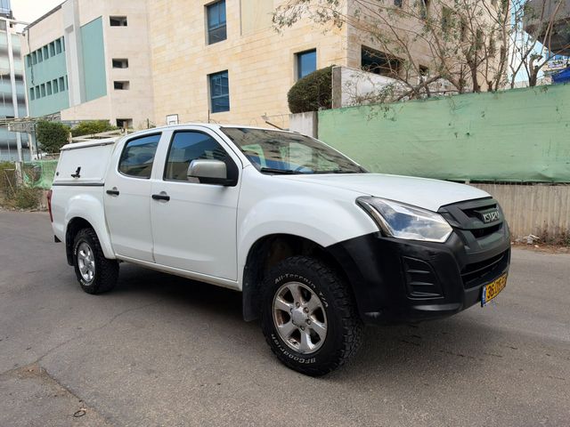 מודעת רכב איסוזו די-מקס 2