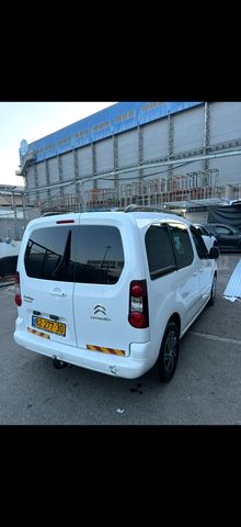 מודעת רכב סיטרואן ברלינגו 
