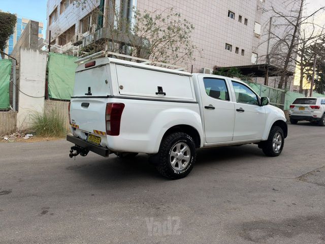 מודעת רכב איסוזו די-מקס 1