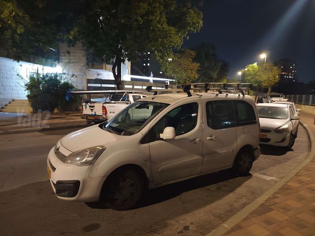 מודעת רכב סיטרואן ברלינגו 