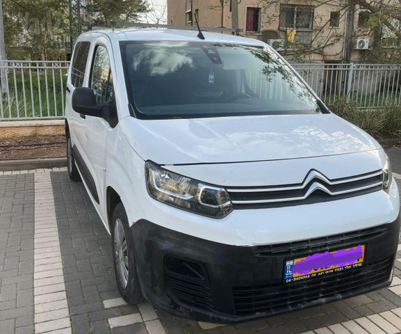 מודעת רכב סיטרואן ברלינגו