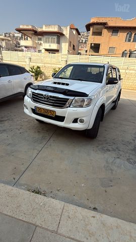 מודעת רכב טויוטה היילקס