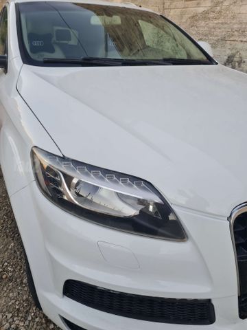 מודעת רכב אאודי Q7