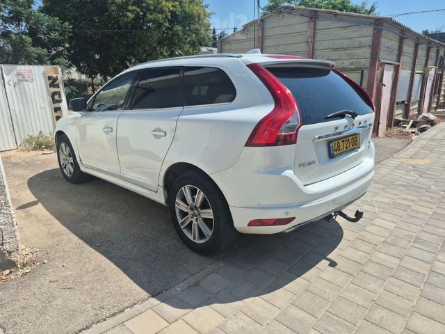 מודעת רכב וולוו XC60