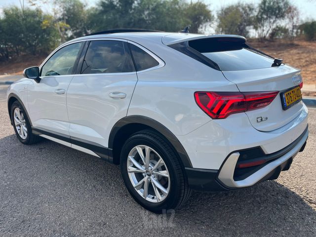 מודעת רכב אאודי Q3 2