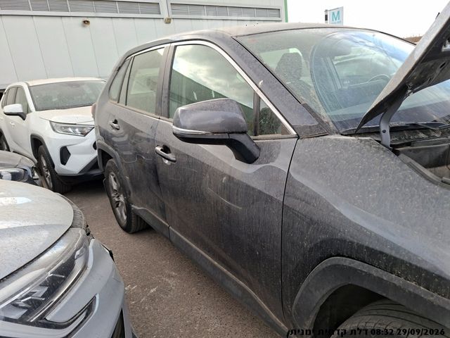 מודעת רכב טויוטה RAV4