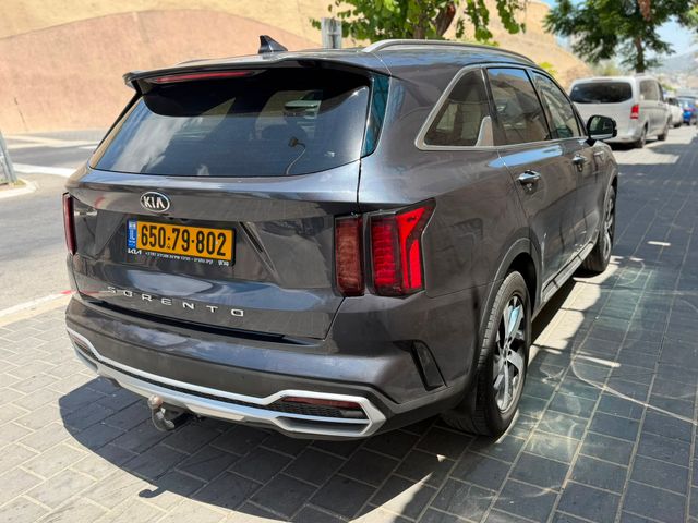 מודעת רכב קיה סורנטו