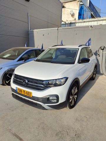 מודעת רכב פולקסווגן T-קרוס