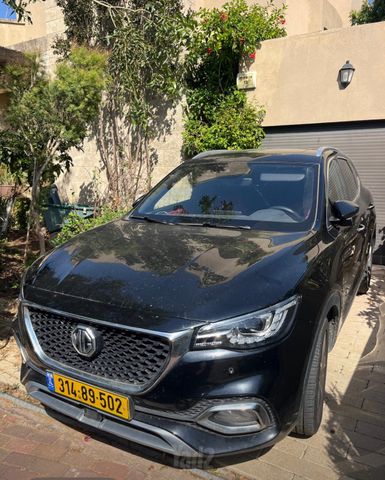 מודעת רכב אם ג'י EHS PHEV