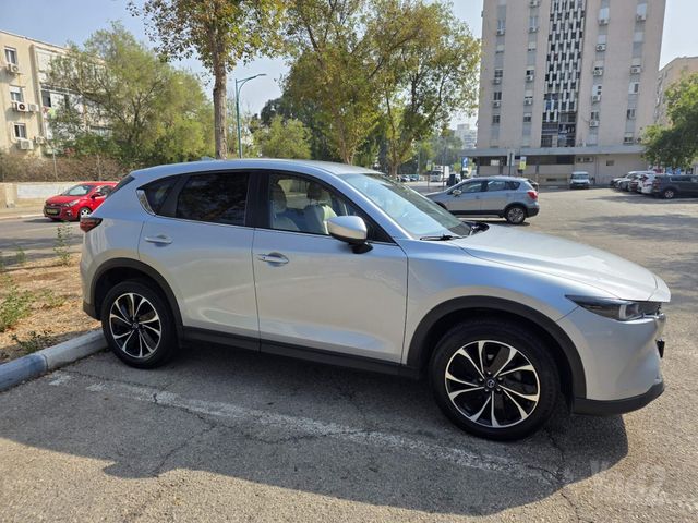 מודעת רכב מאזדה CX-5
