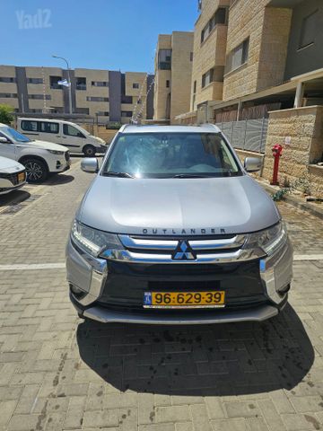 מודעת רכב מיצובישי אאוטלנדר