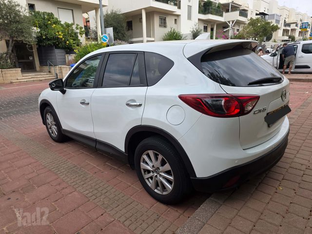 מודעת רכב מאזדה CX-5