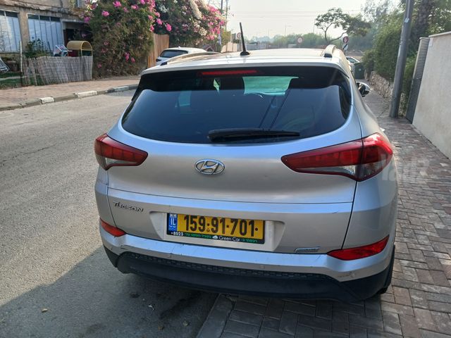 מודעת רכב יונדאי טוסון