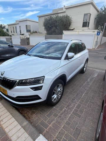 מודעת רכב סקודה קארוק