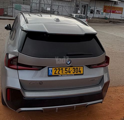 IX1 M-Sport 20 חשמלי אוט׳ (204 כ״ס)