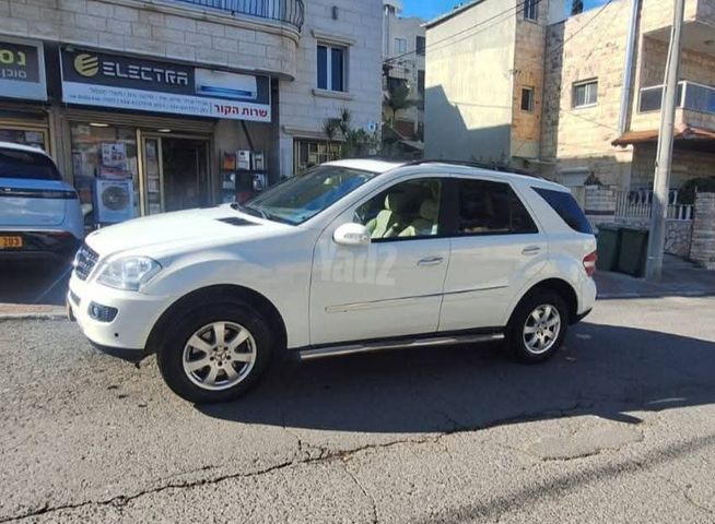 מודעת רכב מרצדס-בנץ ML