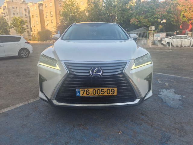 מודעת רכב לקסוס RX