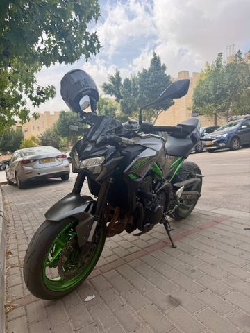 מודעת רכב קאוואסאקי Z900