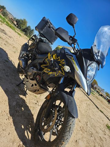 מודעת רכב סוזוקי DL650A וי-סטרום