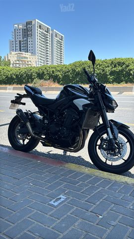 מודעת רכב קאוואסאקי Z900