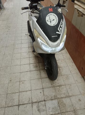 מודעת רכב הונדה PCX 125