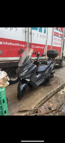 מודעת רכב סאן יאנג ג'וי-מקס Z-250