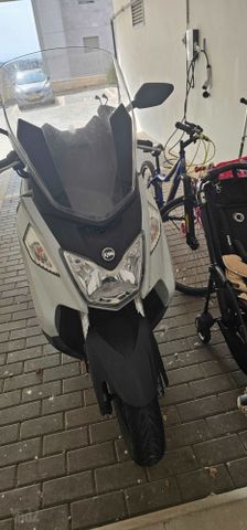 מודעת רכב סאן יאנג ג'וי-מקס Z-250
