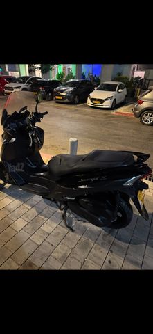 מודעת רכב סאן יאנג ג'וי-מקס Z-250