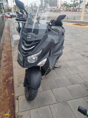 מודעת רכב סאן יאנג ג'וי רייד 125