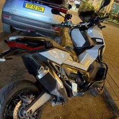 מודעת רכב הונדה X-ADV750