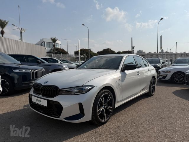 מודעת רכב ב מ וו סדרה 3