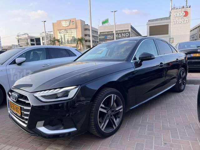 מודעת רכב אאודי A4
