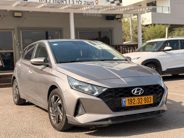 מודעת רכב יונדאי i20