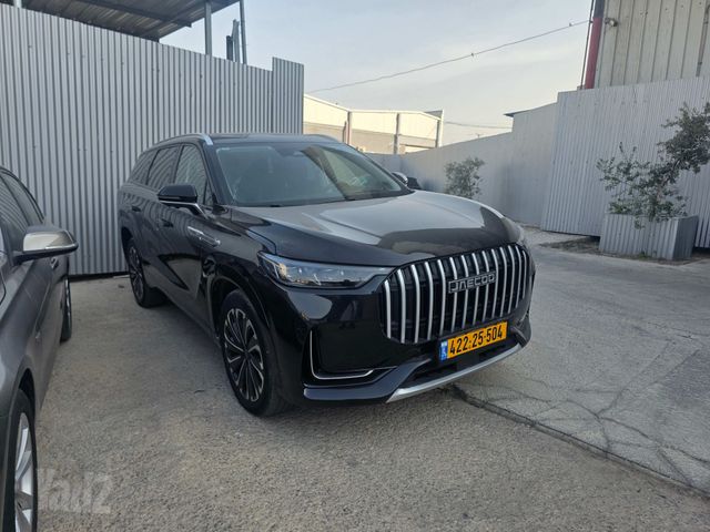J8 Luxury פלאג-אין אוט׳ 1.5 (143 כ״ס)