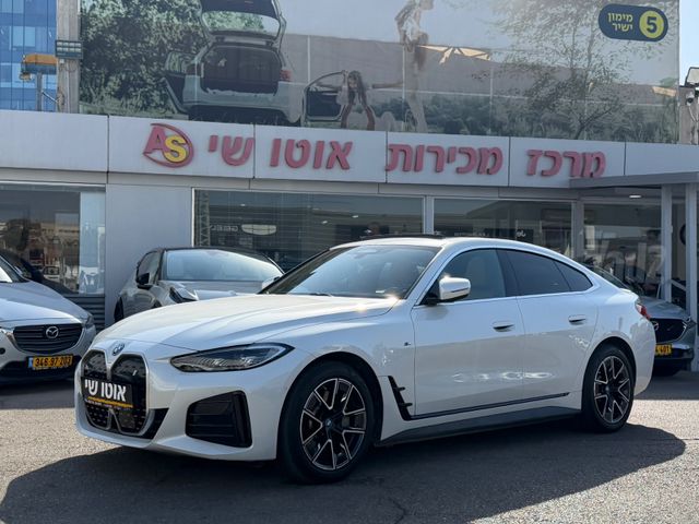 מודעת רכב ב מ וו i4