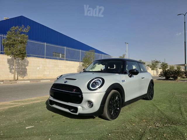 מודעת רכב מיני קופר