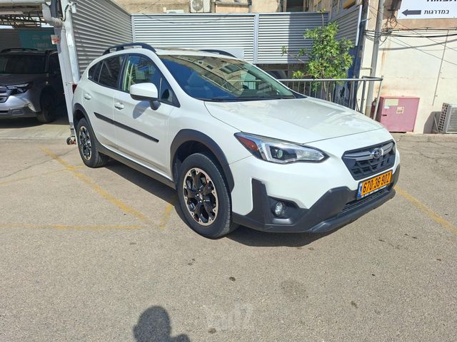 מודעת רכב סובארו XV