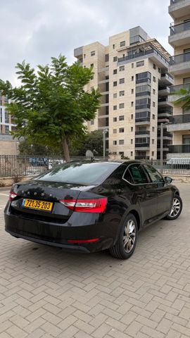 מודעת רכב סקודה סופרב