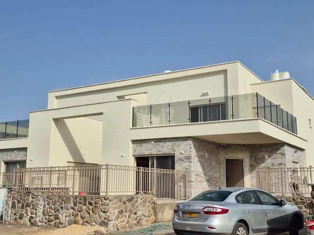 בני יהודה 48