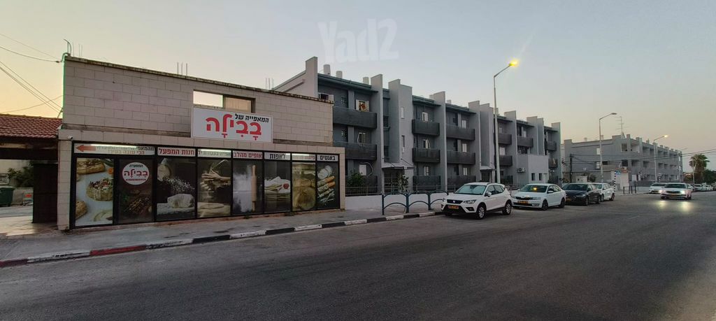 יצחק שמש 10