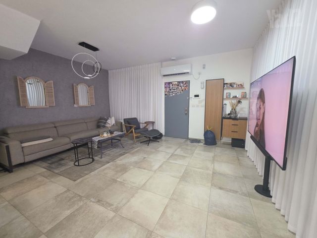 סלעית 46